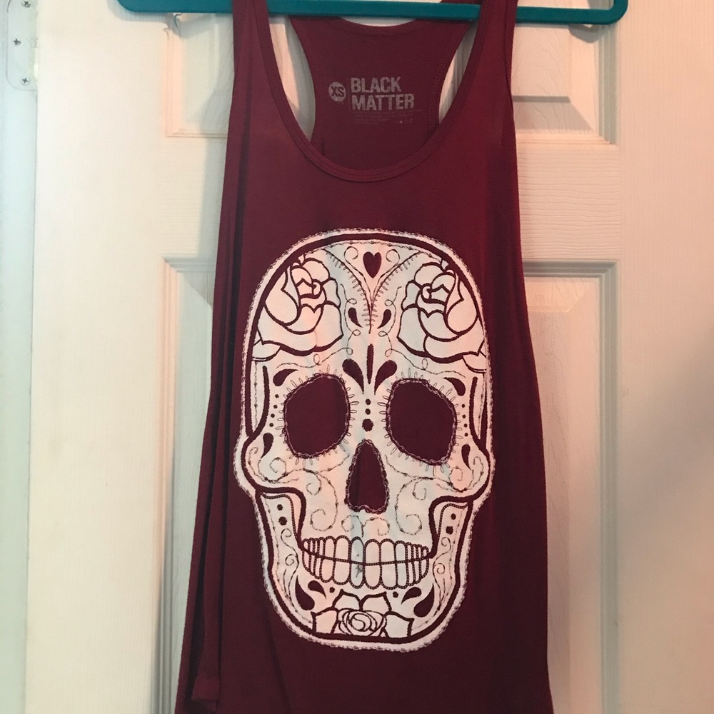 Skull tank top.